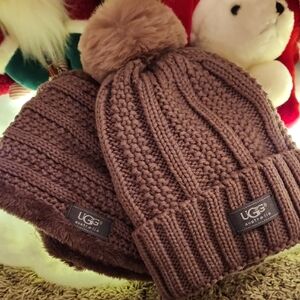 Ugg Hat And Infinity Scarf set